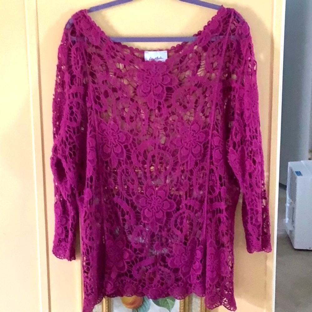 LEMODA crocheted sweater, top long sleeve wine/purple color. This is a s…